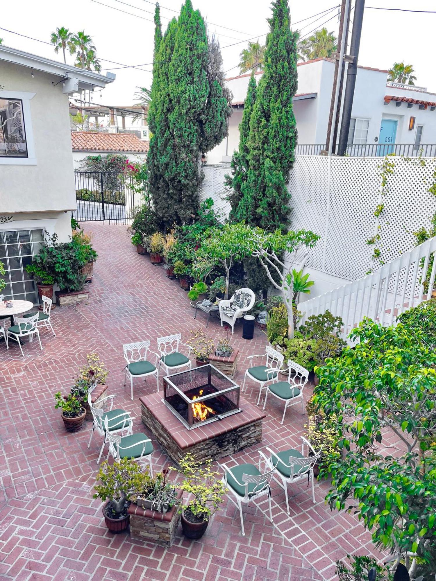 Catalina Courtyard Suites 아발론 외부 사진