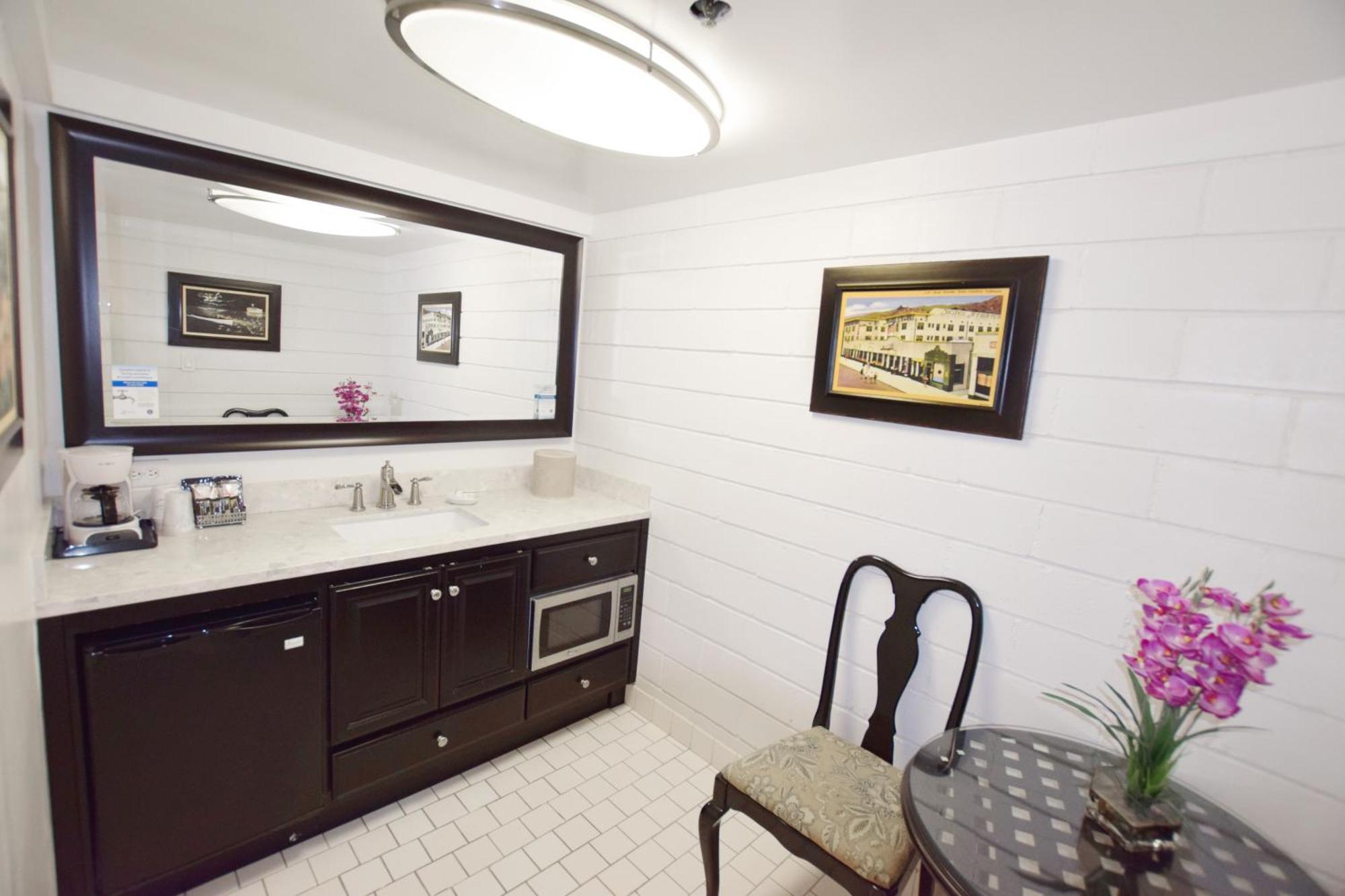 Catalina Courtyard Suites 아발론 외부 사진